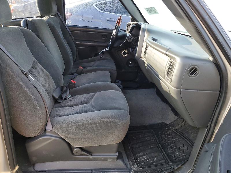 Photo 7 from auction – 2004 CHEVROLET SILVERADO with VIN 1GCEK14T54Z165408