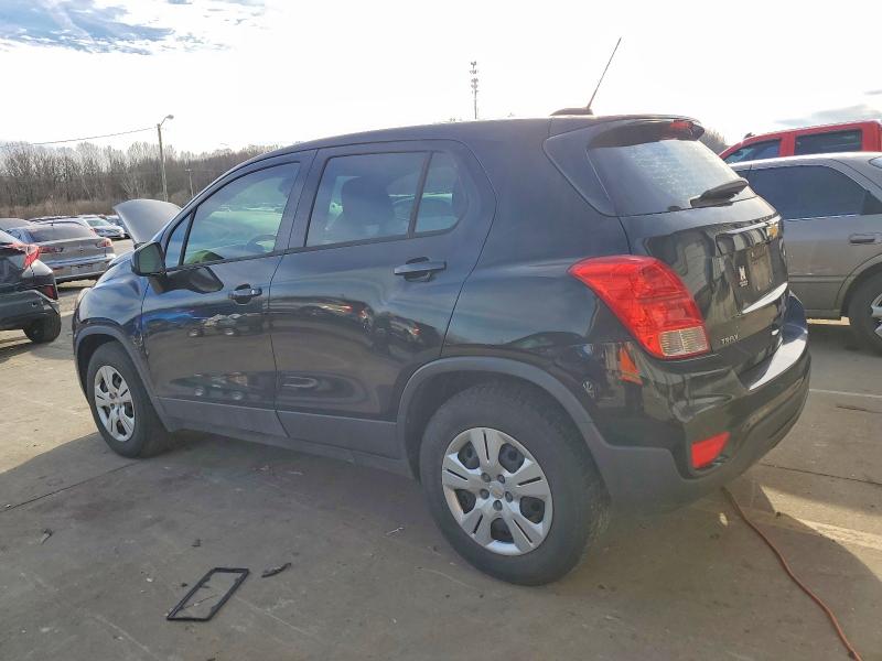Photo 2 from auction – 2018 CHEVROLET TRAX LS with VIN 3GNCJKSB0JL211828