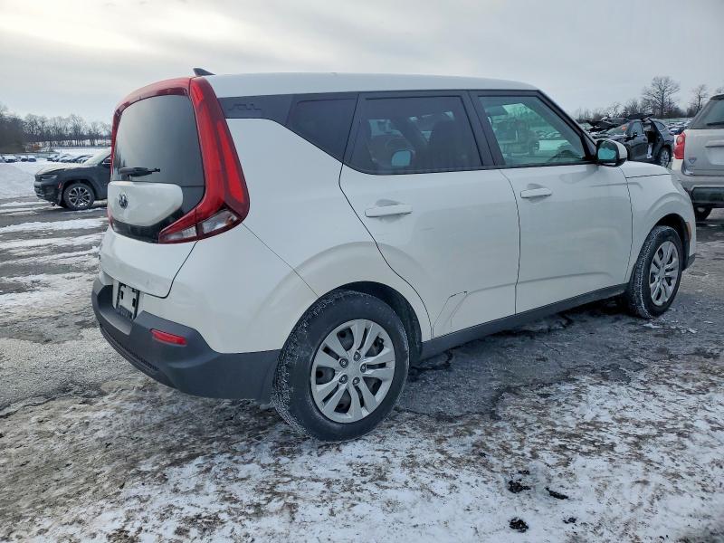 Photo 3 from auction – 2021 KIA SOUL with VIN KNDJ23AU3M7760406