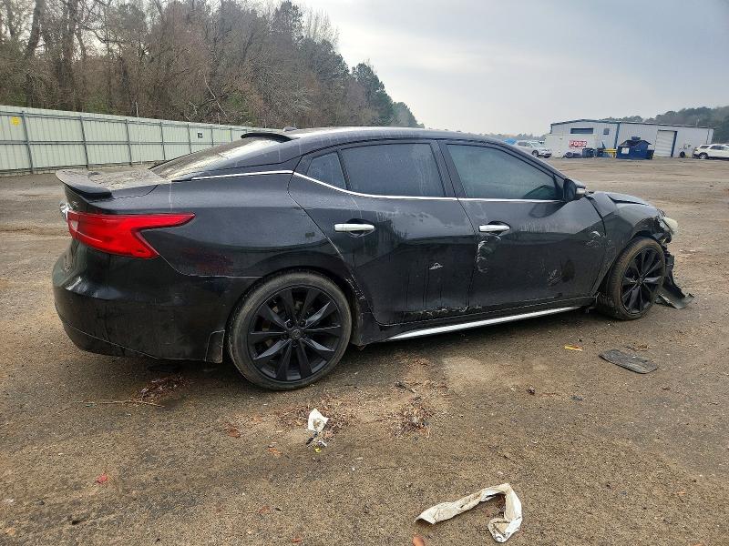 Photo 3 from auction – 2017 NISS MAXIMA with VIN 1N4AA6AP4HC455711