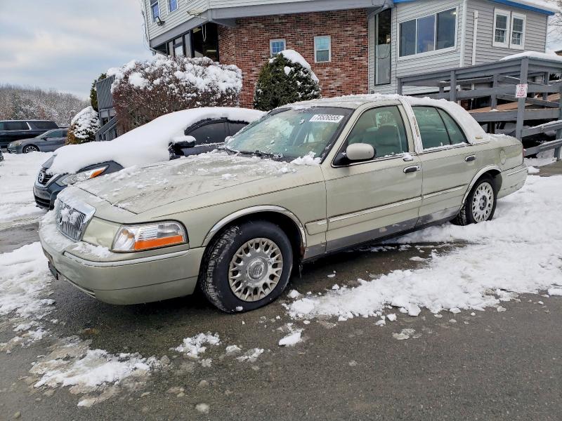 MERCURY GRAND MARQ 2004 with VIN 2MEFM74W54X604669 - Photo from auction