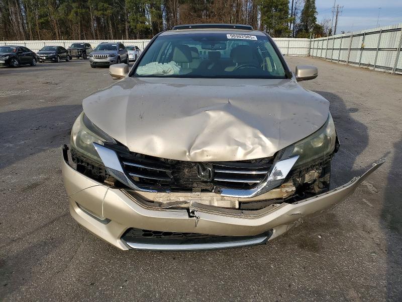 Photo 5 from auction – 2013 HONDA ACCORD EXL with VIN 1HGCR3F80DA016931