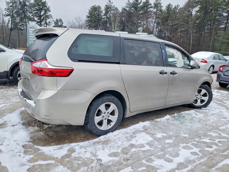 Photo 3 from auction – 2015 TOYOTA SIENNA with VIN 5TDZK3DC7FS643264