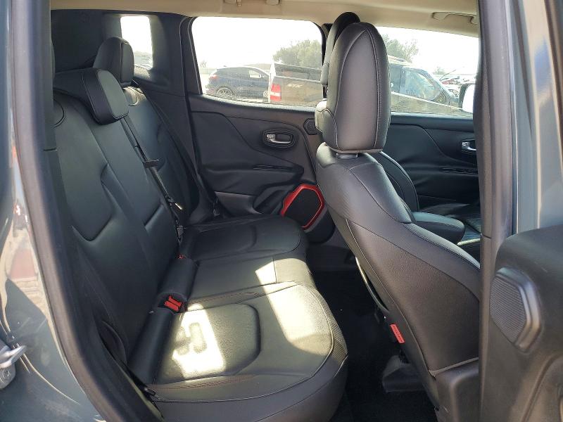 Photo 11 from auction – 2015 JEEP RENEGADE T with VIN ZACCJBCT5FPC25822