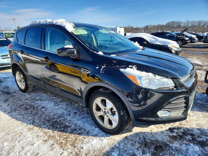 Photo 4 from auction – 2014 FORD ESCAPE SE with VIN 1FMCU9GX3EUE05273