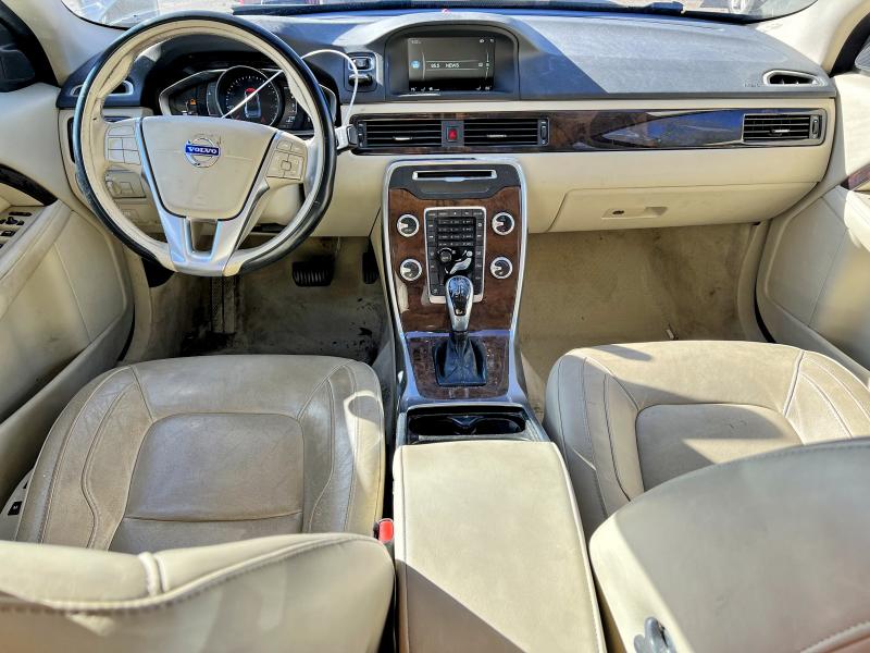 Photo 8 from auction – 2015 VOLVO S80 with VIN YV140MAK5F1186303