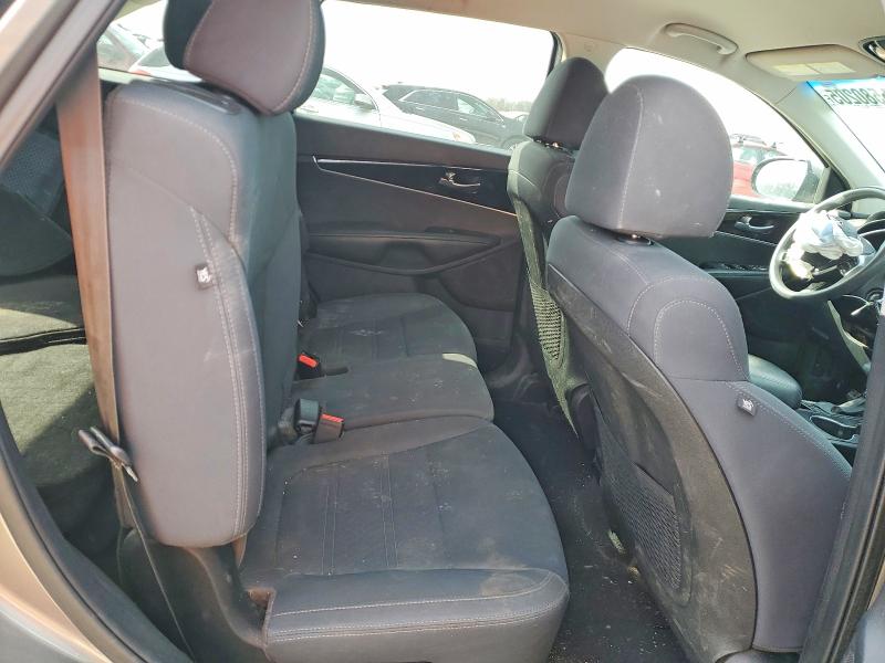 Photo 11 from auction – 2019 KIA SORENTO L with VIN 5XYPGDA3XKG451220
