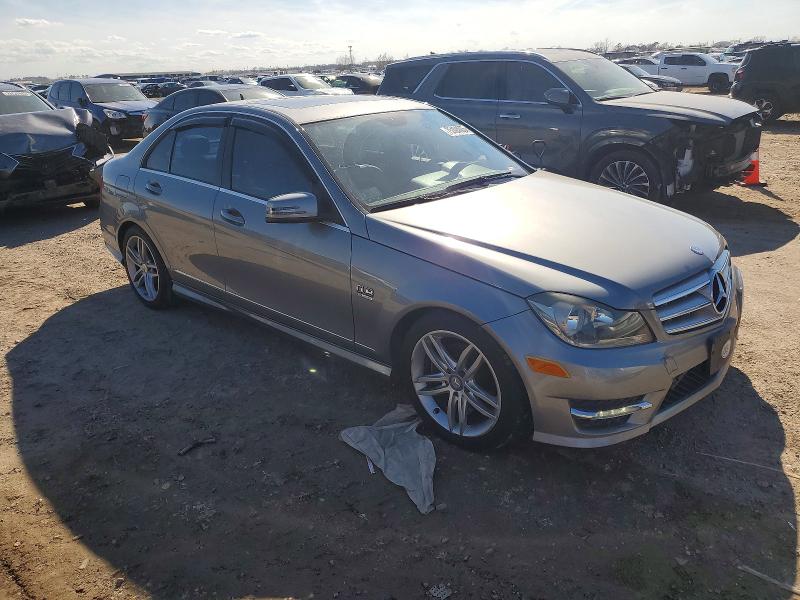 Photo 4 from auction – 2012 MERCEDES-BENZ C with VIN WDDGF4HB3CA677591