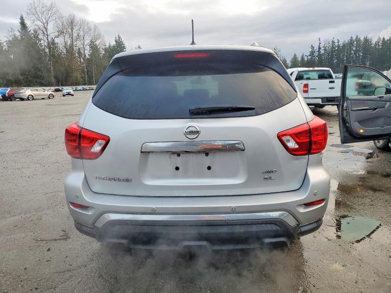 Photo 6 from auction – 2017 NISS PATHFINDER with VIN 5N1DR2MM6HC633883