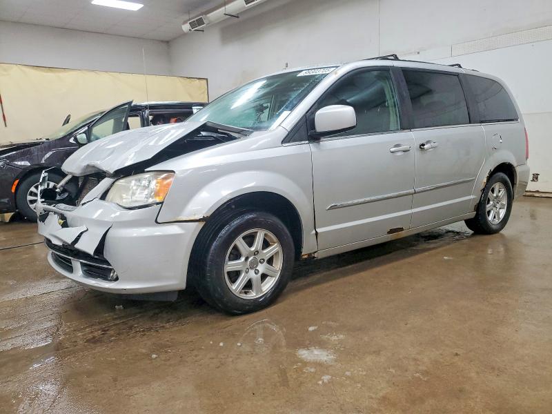 CHRYSLER TOWN & COU 2011 with VIN 2A4RR5DG5BR667893 - Photo from auction