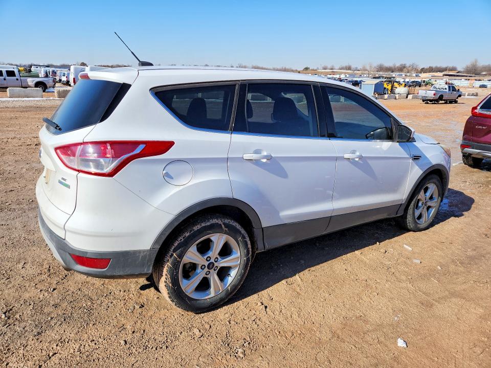 Photo 3 from auction – 2014 FORD ESCAPE with VIN 1FMCU0GX9EUE51895