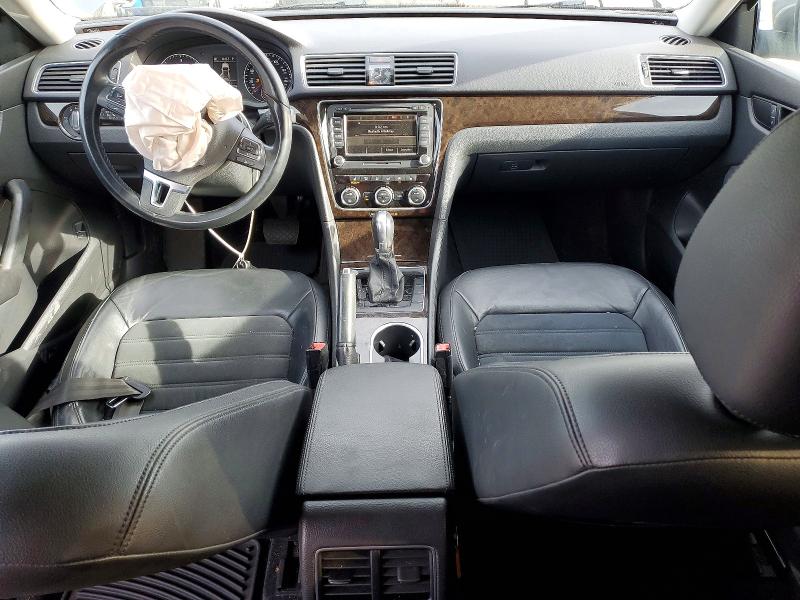 Photo 8 from auction – 2015 VOLKSWAGEN PASSAT SEL with VIN 1VWCV7A34FC066944