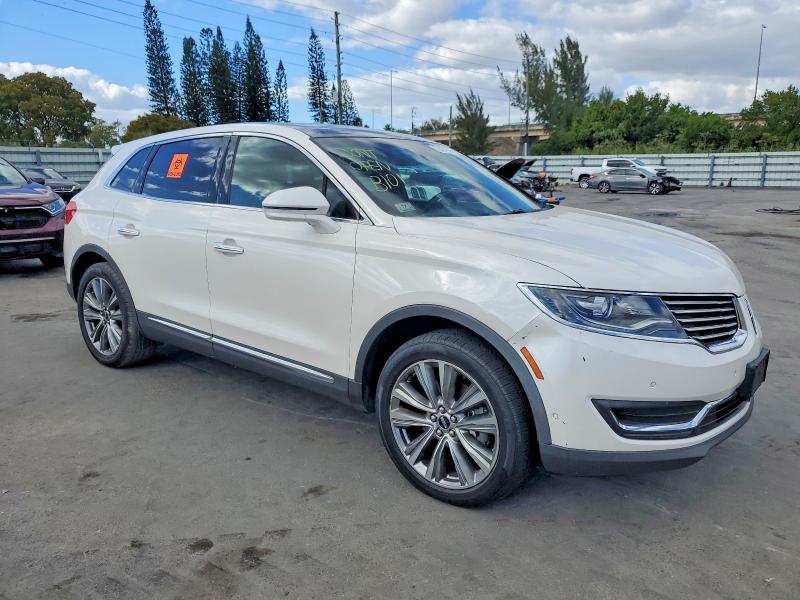 Photo 4 from auction – 2017 LINCOLN MKX RESERV with VIN 2LMPJ8LP5HBL50625