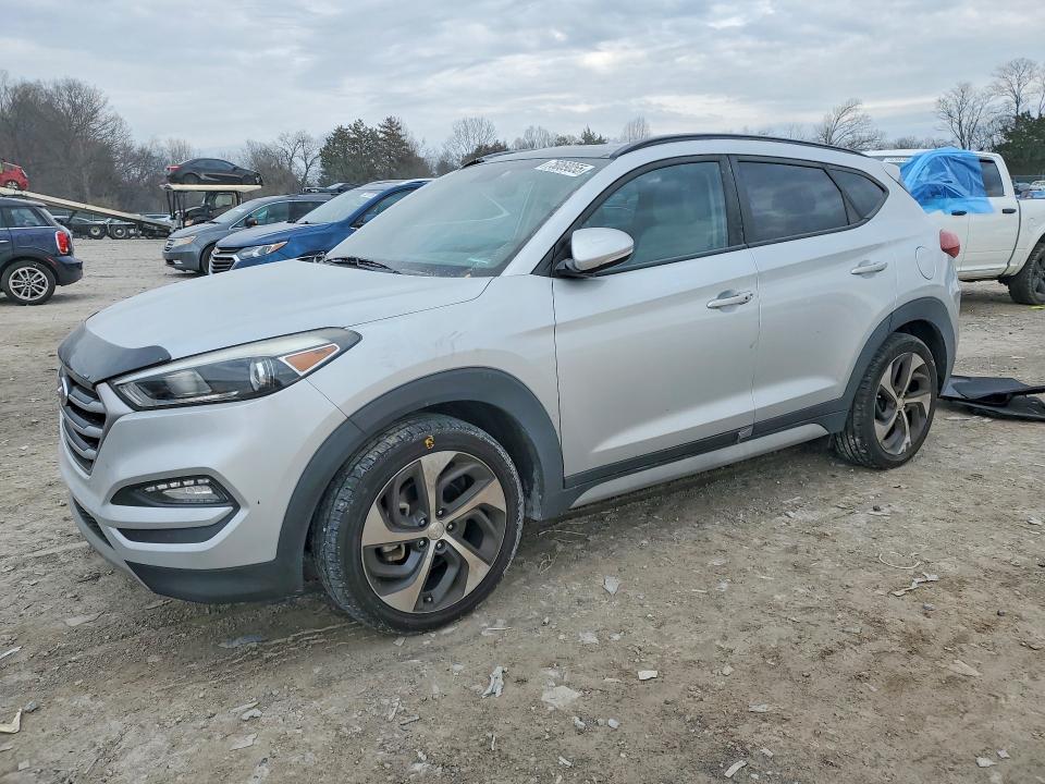 Photo 1 from auction – 2018 HYUNDAI TUCSON VAL with VIN KM8J3CA26JU671935