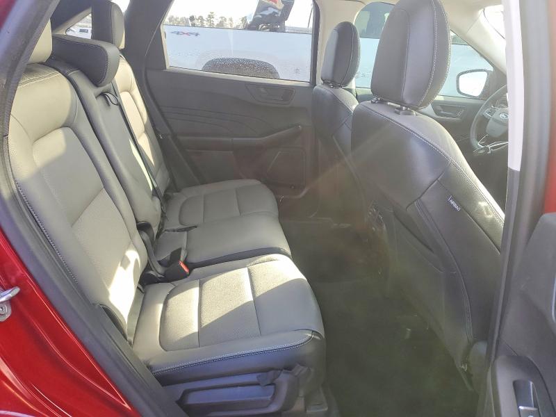Photo 11 from auction – 2022 FORD ESCAPE SE with VIN 1FMCU0G64NUB89193