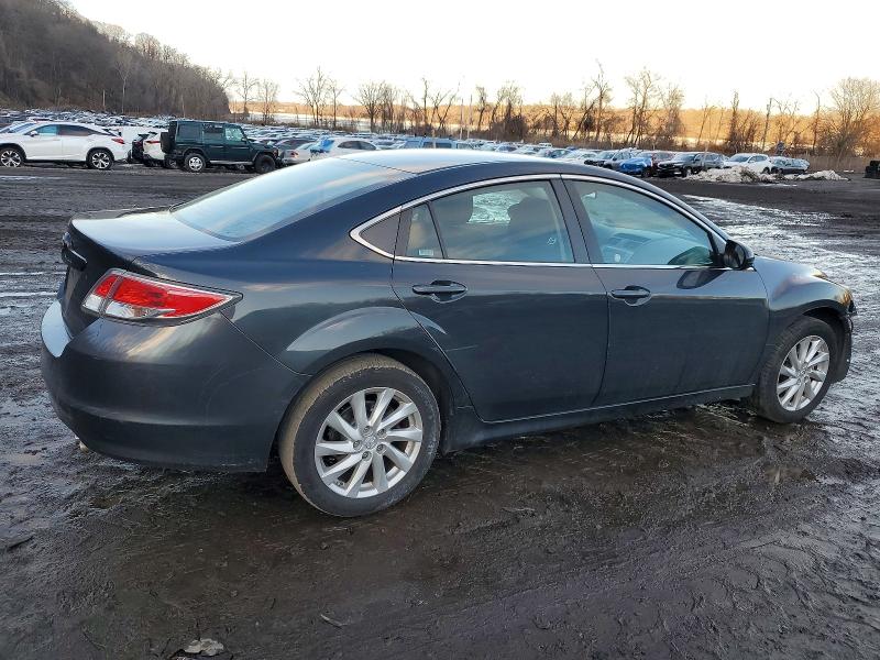 Photo 3 from auction – 2012 MAZDA 6 I with VIN 1YVHZ8DH0C5M11360