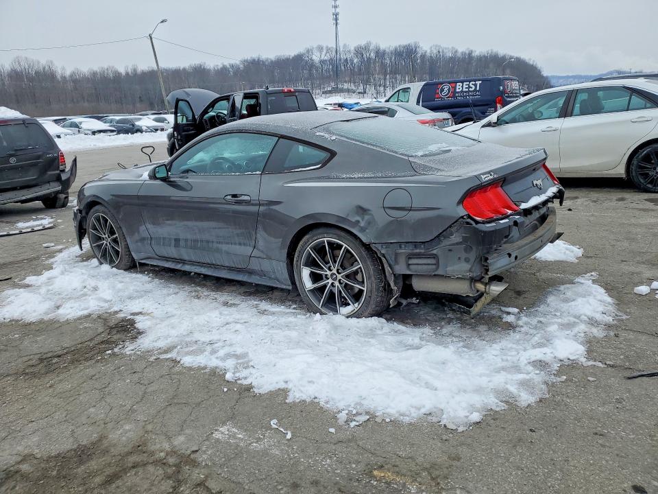 Photo 2 from auction – 2018 FORD MUSTANG with VIN 1FA6P8THXJ5118833