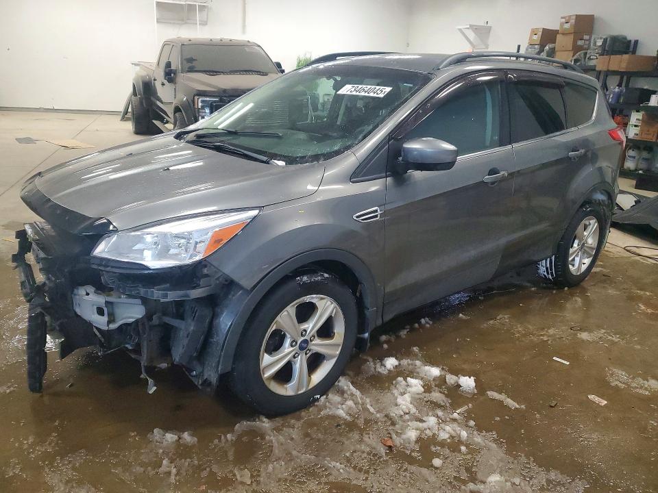 FORD ESCAPE 2014 with VIN 1FMCU0GXXEUA87440 - Photo from auction