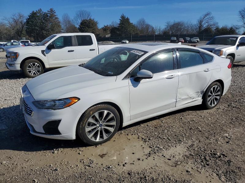 FORD FUSION SE 2020 with VIN 3FA6P0T91LR191521 - Photo from auction