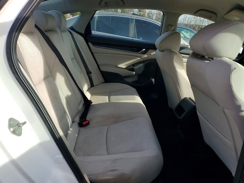 Photo 10 from auction – 2018 HONDA ACCORD with VIN 1HGCV1F17JA088241