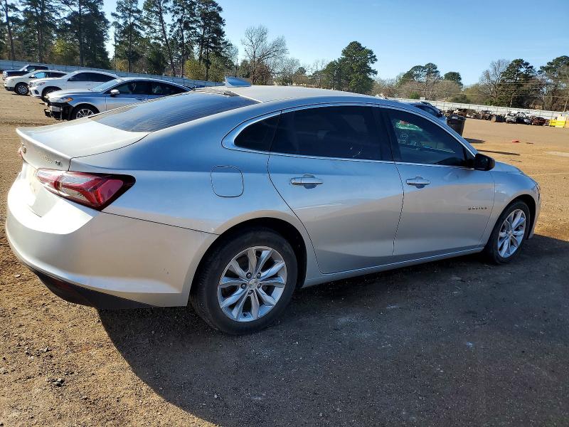 Photo 3 from auction – 2020 CHEVROLET MALIBU with VIN 1G1ZD5ST2LF045757