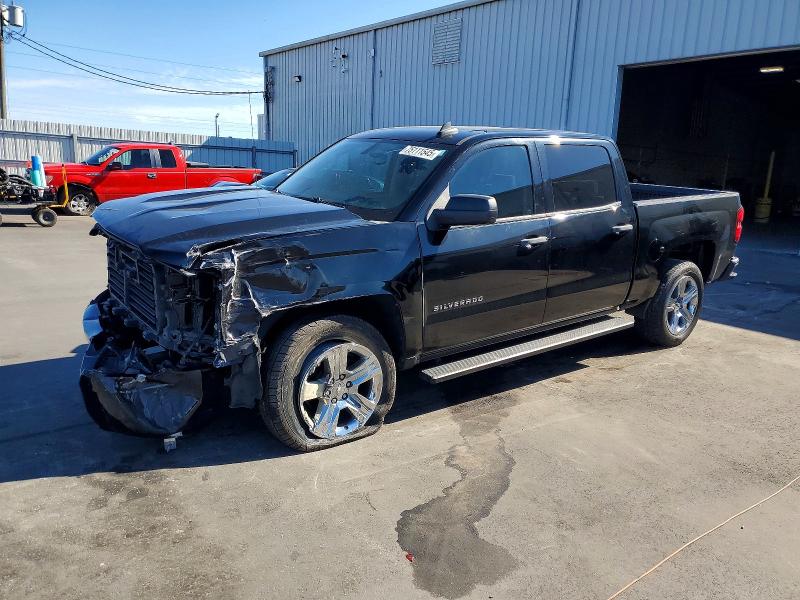 CHEVROLET SILVERADO 2018 with VIN 3GCPCPEH8JG384765 - Photo from auction
