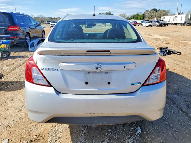 Photo 6 from auction – 2016 NISSAN VERSA S with VIN 3N1CN7AP8GL860389