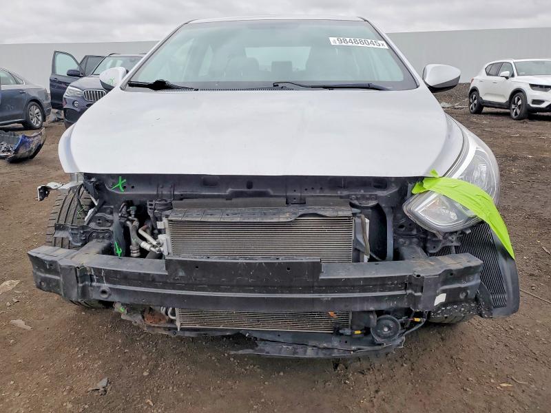 Photo 5 from auction – 2017 HYUNDAI ACCENT with VIN KMHCT4AE7HU319854