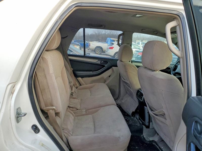 Photo 11 from auction – 2004 TOYOTA 4RUNNER SR with VIN JTEBT14R940032297