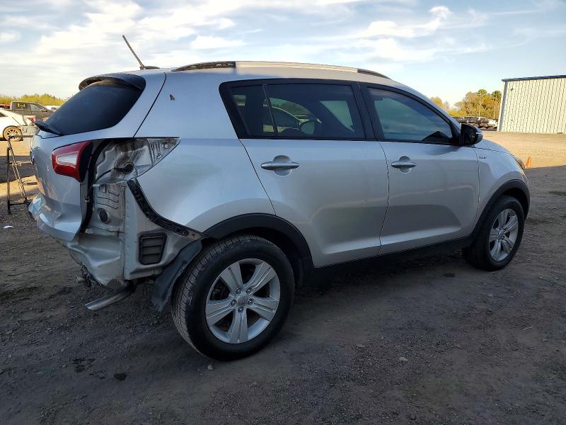Photo 3 from auction – 2012 KIA SPORTAGE L with VIN KNDPBCA24C7282570