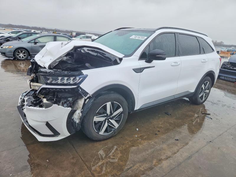 KIA SORENTO 2023 with VIN 5XYRL4LCXPG215286 - Photo from auction