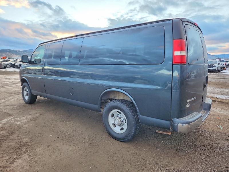 Photo 2 from auction – 2017 CHEVROLET EXPRESS G3500 with VIN 1GAZGPFG0H1275320
