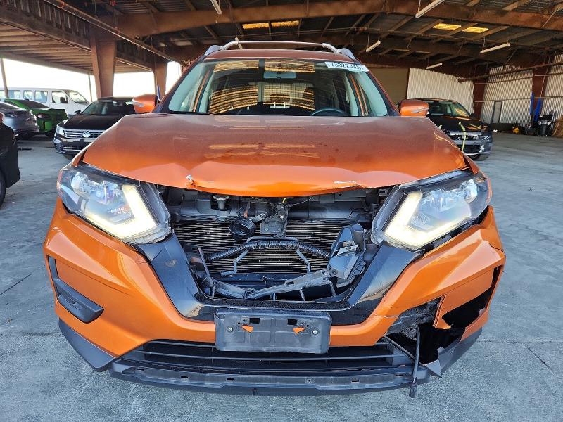 Photo 5 from auction – 2017 NISSAN ROGUE S with VIN JN8AT2MT1HW141944