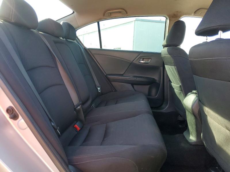 Photo 10 from auction – 2015 HONDA ACCORD with VIN 1HGCR2F50FA135842