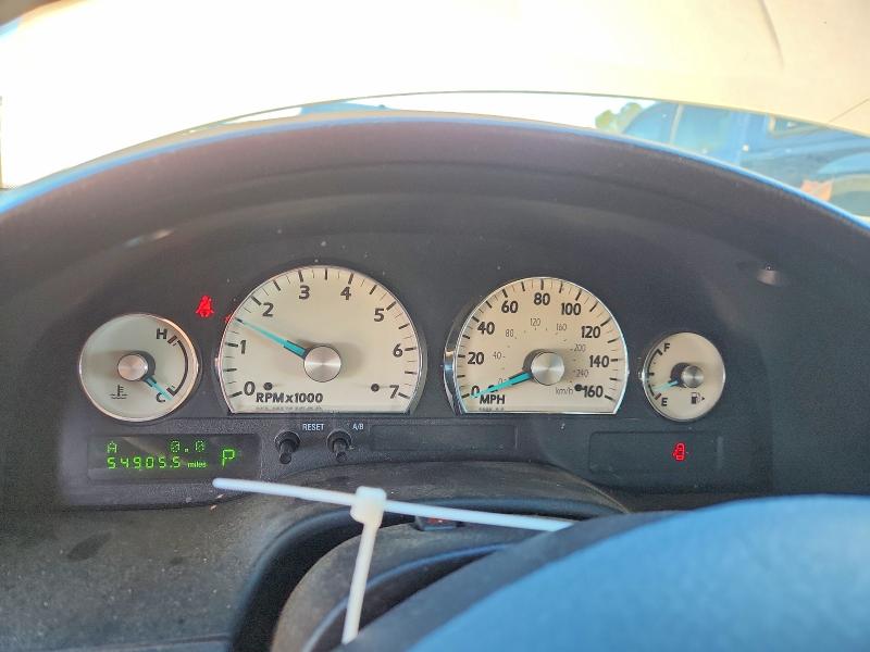 Photo 9 from auction – 2005 FORD THUNDERBIR with VIN 1FAHP60A45Y105164