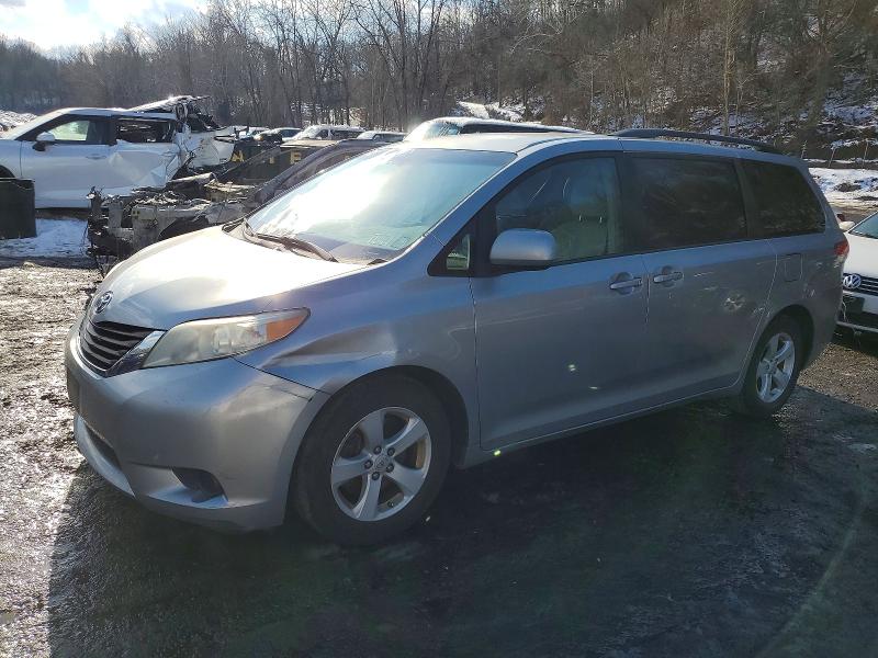 TOYOTA SIENNA LE 2011 with VIN 5TDKK3DC6BS085564 - Photo from auction