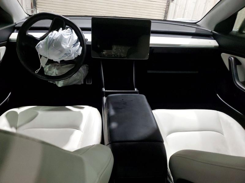 Photo 8 from auction – 2020 TESLA MODEL 3 with VIN 5YJ3E1EC4LF715005