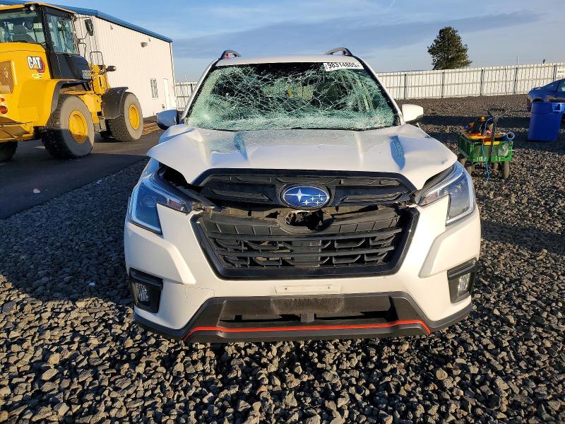 Photo 5 from auction – 2023 SUBARU FORESTER S with VIN JF2SKAJC8PH513995