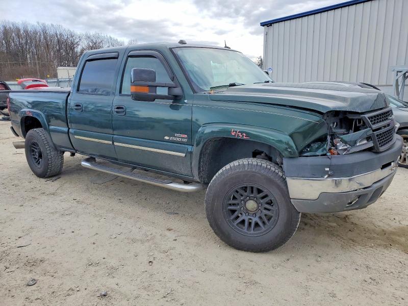 Photo 4 from auction – 2005 CHEVROLET SILVERADO with VIN 1GCHK23215F956906