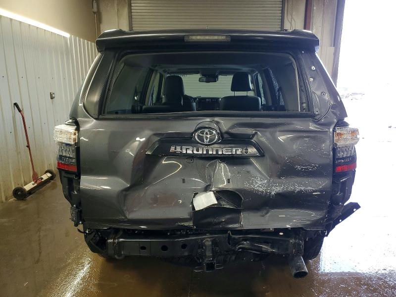 Photo 6 from auction – 2023 TOYOTA 4RUNNER SE with VIN JTERU5JRXP6175803