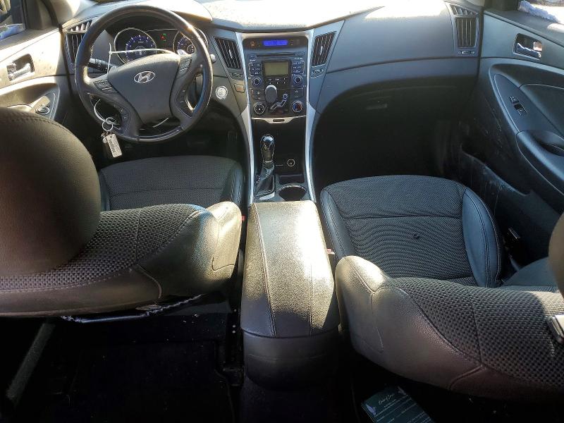 Photo 8 from auction – 2011 HYUNDAI SONATA SE with VIN 5NPEC4AC2BH290230