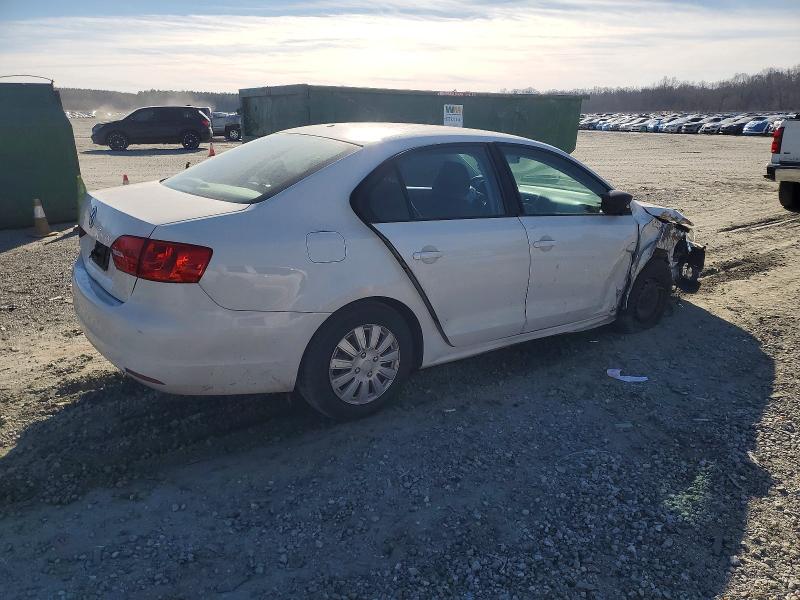 Photo 3 from auction – 2013 VOLKSWAGEN JETTA with VIN 3VW2K7AJ6DM237157