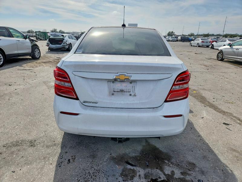 Photo 6 from auction – 2017 CHEVROLET SONIC with VIN 1G1JB5SH1H4144331