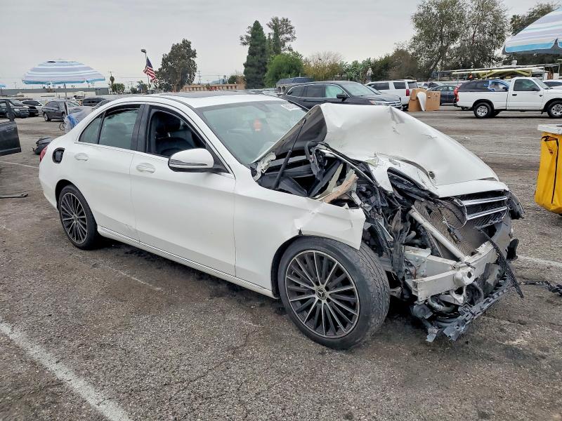 Photo 4 from auction – 2020 MERCEDES-BENZ C 300 with VIN WDDWF8DB2LR552012