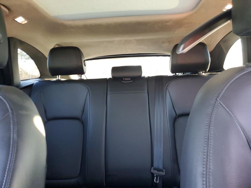 Photo 10 from auction – 2019 JAGUAR F-PACE PRE with VIN SADCJ2FX5KA397538