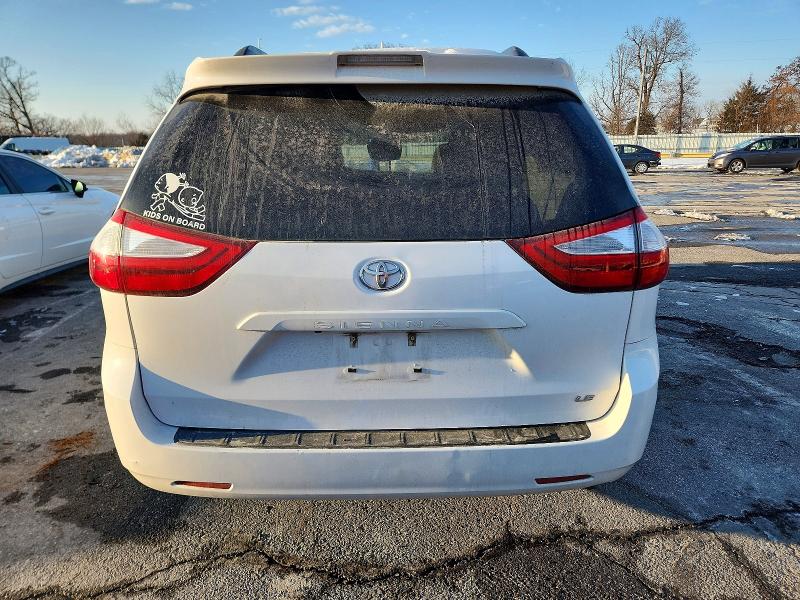 Photo 6 from auction – 2019 TOYOTA SIENNA LE with VIN 5TDKZ3DC8KS013356