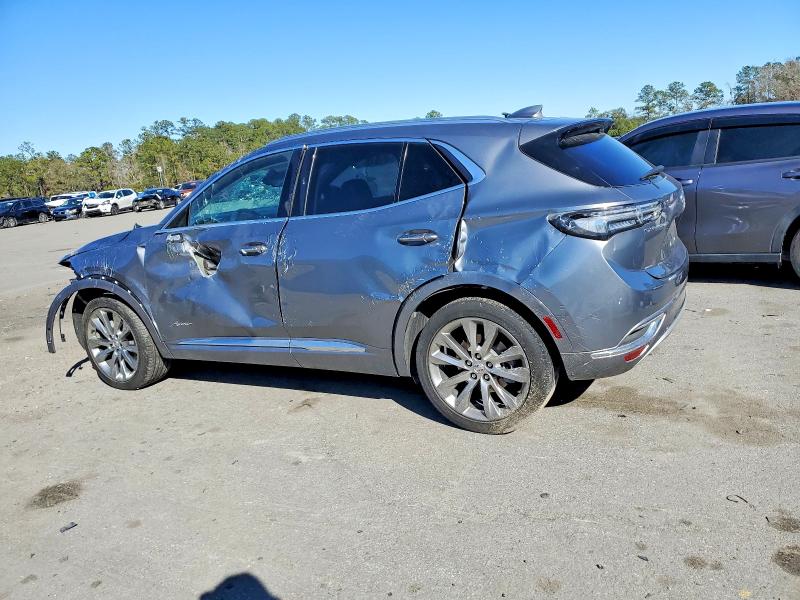 Photo 2 from auction – 2022 BUICK ENVISION with VIN LRBFZRR43ND020526