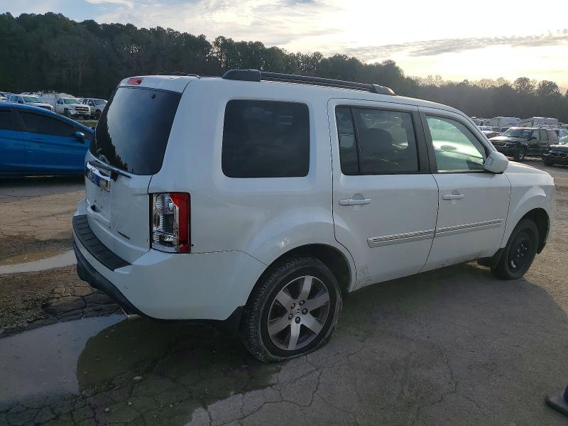 Photo 3 from auction – 2014 HONDA PILOT TOUR with VIN 5FNYF3H93EB019964