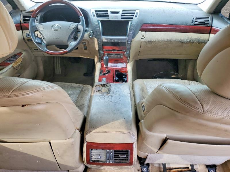 Photo 8 from auction – 2007 LEXUS LS 460L with VIN JTHGL46F575016179