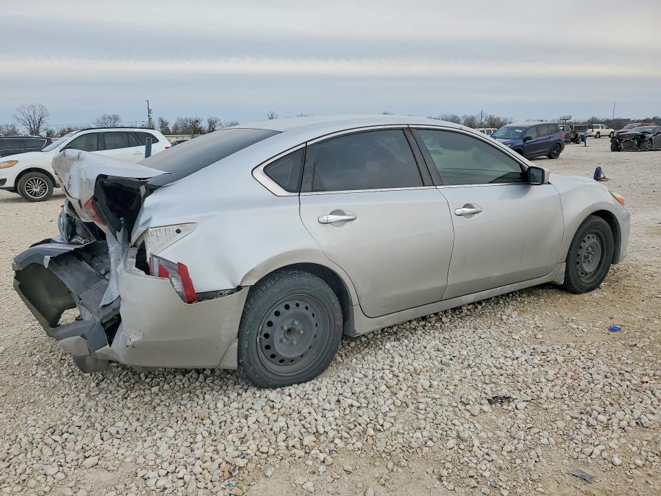 Photo 3 from auction – 2018 NISSAN ALTIMA with VIN 1N4AL3AP3JC478735